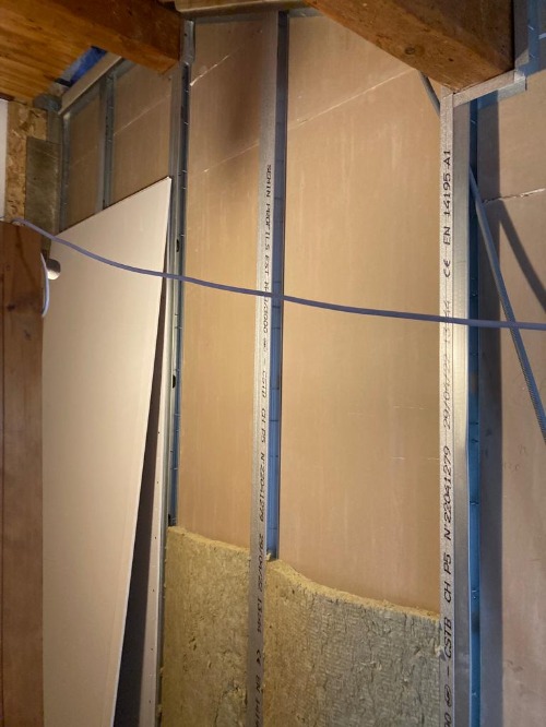 Renovation Chambre 11.jpg